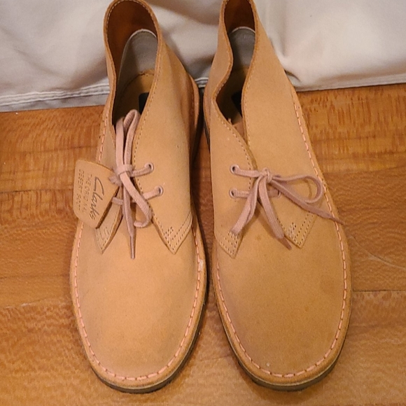 Clark's desert 🏜 boots. - Picture 6 of 6
